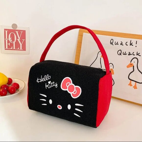 “Hello Kitty Midnight Whiskers Accessories Bag” - Picture 2 of 3